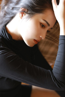 撑开乖女H